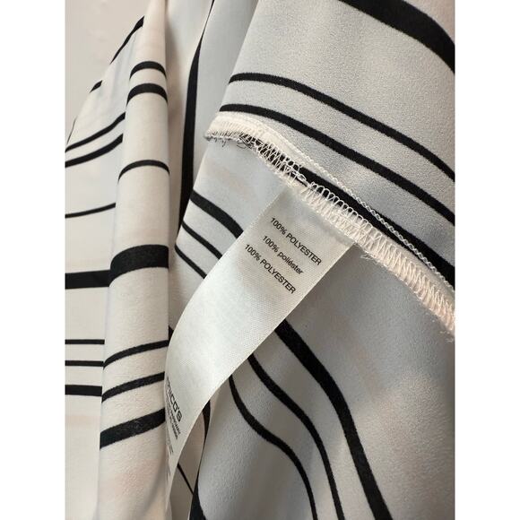 Chico's Womens Size 0 Small White Black Lightweight Striped V Neck 3/4 Sleeves - Picture 6 of 6